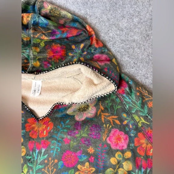 Natural Life Oversized Cozy Blanket Hoodie One size Multi Flora - Picture 3 of 10